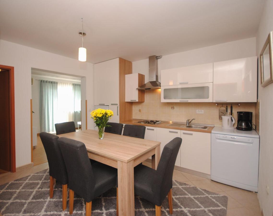 Apartment Tina Podstrana Dış mekan fotoğraf