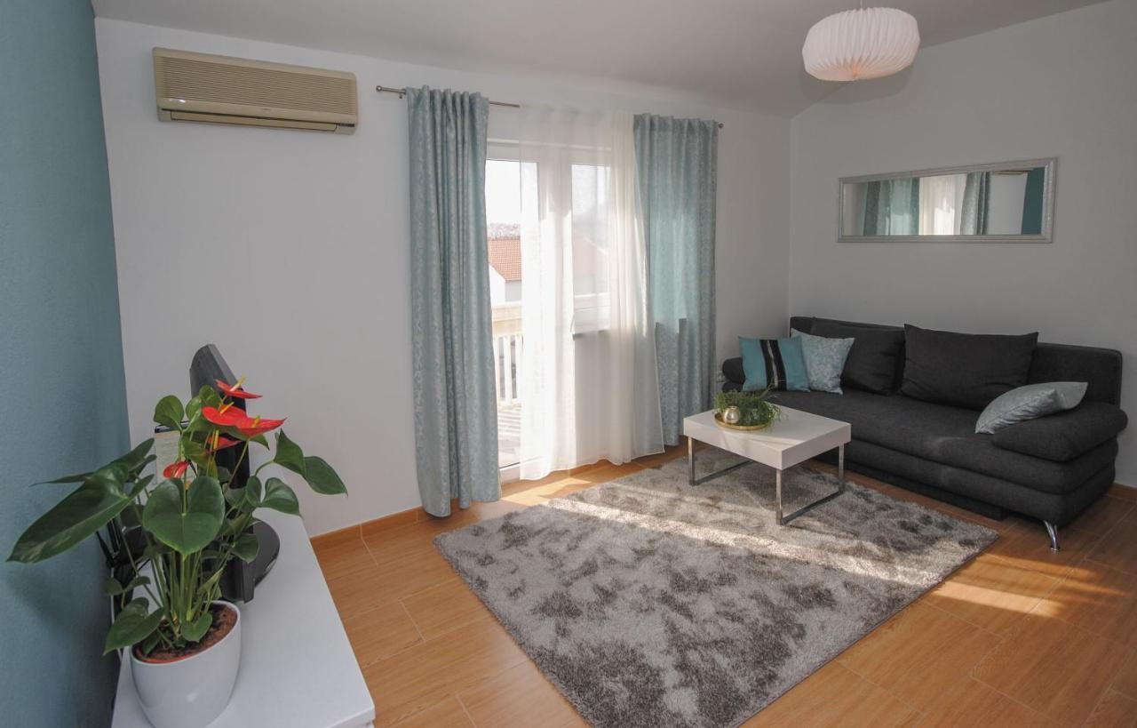 Apartment Tina Podstrana Dış mekan fotoğraf